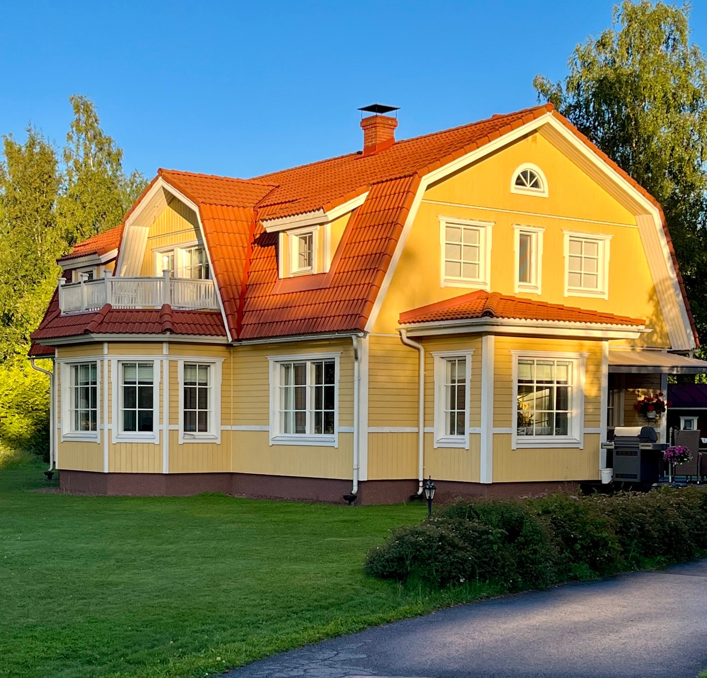 JV-Urakointi Lohja rakennusliike omakotitalo